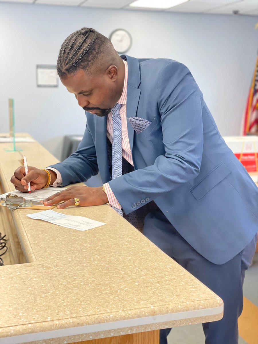 jamooreforsc's tweet photo. Meeting new faces and reconnecting with familiar ones has been the highlight of our campaign journey. I want to express my deep gratitude to everyone who voted for me, donated, knocked on doors, made phone calls, and supported our vision for a better South Carolina. While our campaign didn't end as we hoped, your unwavering dedication has left a lasting impact. 

Together, we will continue to make a positive impact on our community and State and I am ready to continue fighting like hell, representing District 15 in Columbia.