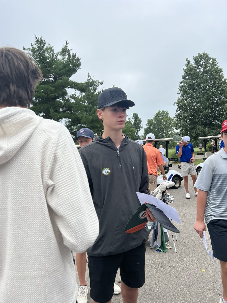 FDHSGolf tweet media