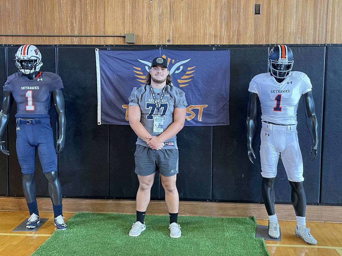 BrodieMartin52's tweet photo. Thrilled to be visiting UTM this weekend in their home opener against Missouri State!!! @RecruitPelhamFB @UTMSports @skyhawkops @JosefLauderdale https://t.co/INV3kDDPWc