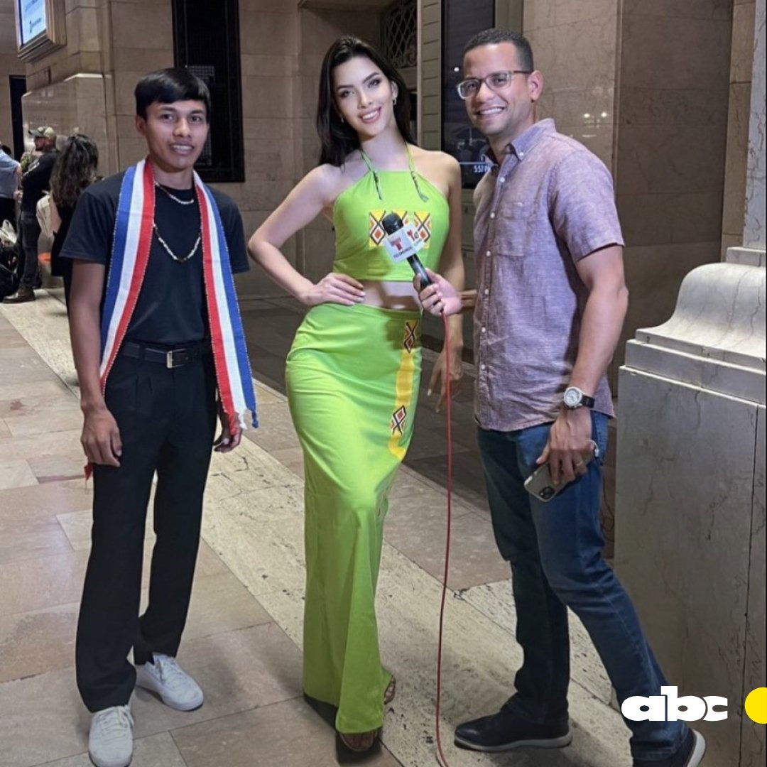 ABCDigital's tweet photo. #SoyUnViral| ORGULLO NACIONAL🇵🇾

Éver Vera ya se encuentra en Nueva York, donde representa al Paraguay en la Semana de la Moda.

🙌El joven diseñador del pueblo Mbya Guaraní tendrá la oportunidad de mostrar sus diseños inspirados en sus raíces en uno de los eventos más importantes del mundo.

https://t.co/mvXbRhyVaM