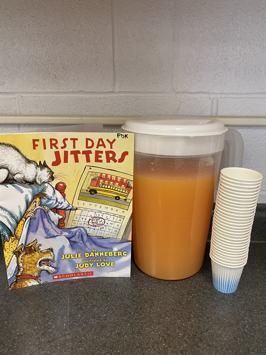 We made jitter juice to take away all of our first week feelings! <a href="/DonnellyEmilie/">Mrs. Donnelly</a> <a href="/louisearbourfi/">Louise Arbour FI</a> <a href="/TVDSBKinder/">TVDSBKindergarten</a>