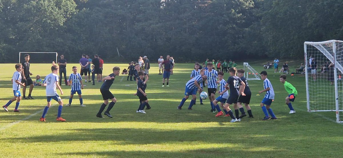BAFC_Tweets's tweet photo. BAFC Tornadoes U12s played a very intense game when they hosted @cavershamtrents today. 

The match ended in a 3-2 loss but could of been alot of goals! 

🗞️Match report in the comments!

#UpTheTornadoes @YouAzzz! https://t.co/UJKU2K4WzR