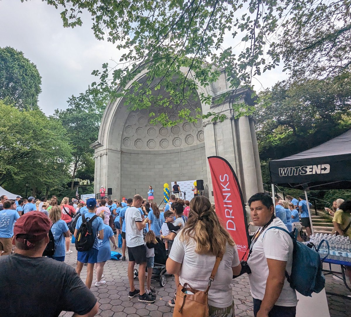 yes_everykid's tweet photo. Congrats Yes Gov Affairs Director @nyctiffanys on her last Buddy Walk as @NDSS Chair! 🎉
#NYCBuddyWalk23 #CentralPark #NYC https://t.co/yqOOw1jDRQ