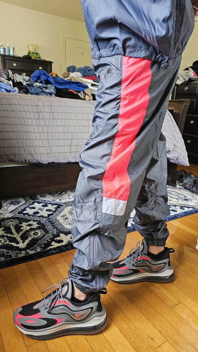 NylonSporty's tweet photo. Haven't posted anything in awhile, but just scores the amazing vintage deadstock Nike windsuit that pairs perfect with my Air Max 720s! https://t.co/yWXqUYclDN