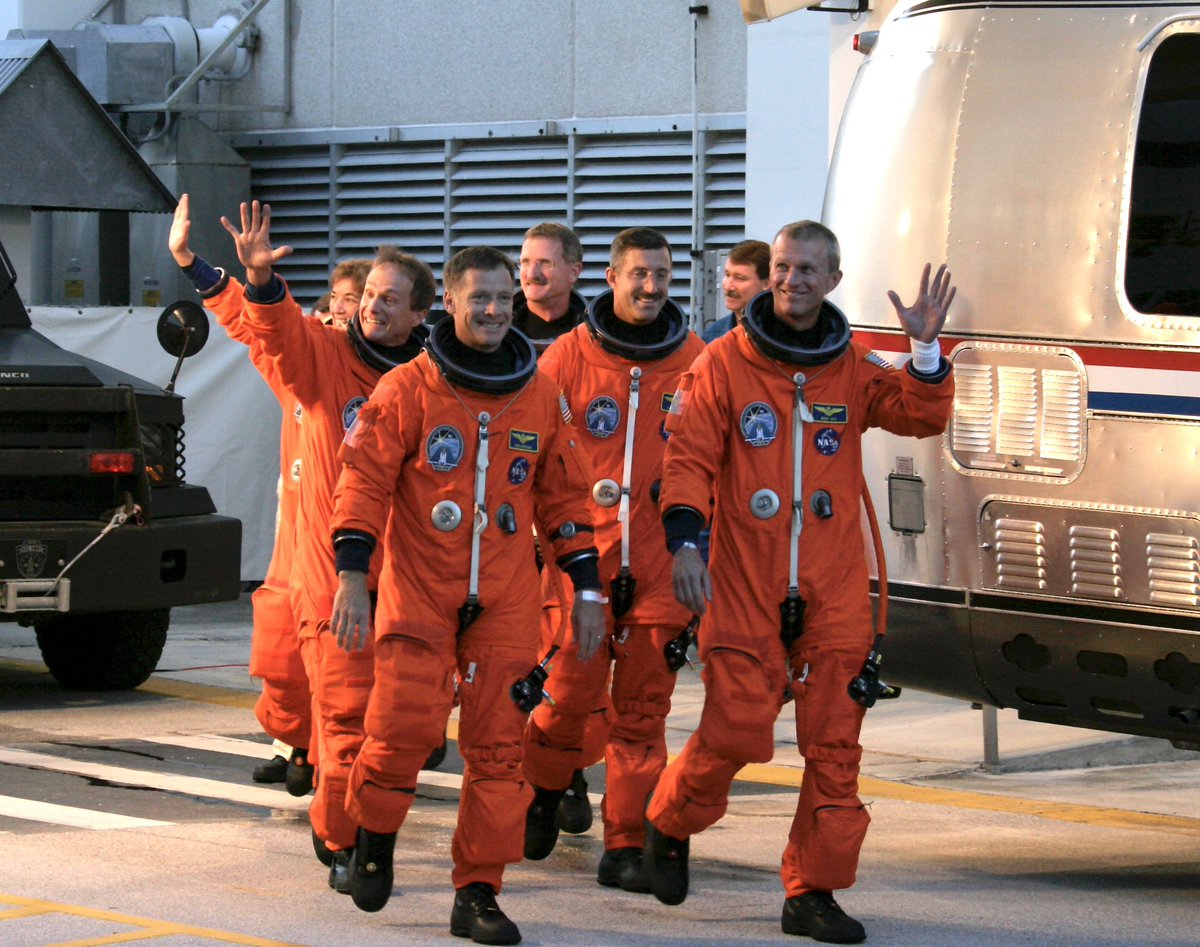 billmeco's tweet photo. #OTD 17 years ago #Atlantis #STS115 #launched from #Pad39B to the #ISS #ov104 @KSC #LC39 #NASA https://t.co/xA3Wx3DCMb https://t.co/727CMq4dnZ https://t.co/N6Uve6vyCD