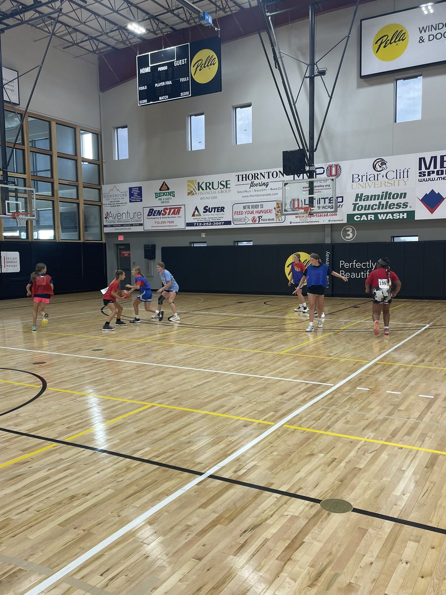 Great turnout for our <a href="/unitedgirlsbb/">United Sports Academy Girls Basketball</a> Winter Season Tryouts!🙌🏀
Next tryout is September 16! Register with the link below:
scjtix.com/events/united-…
