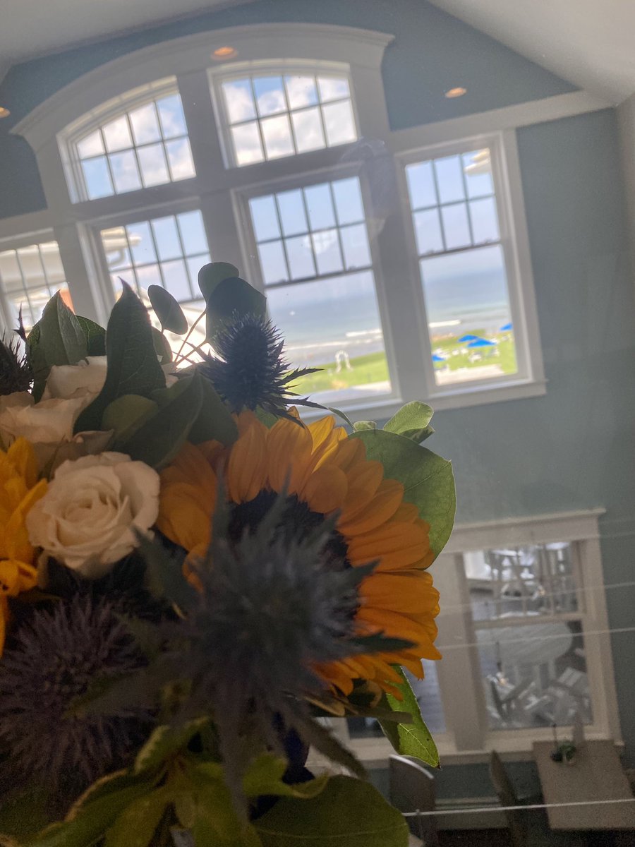 BeachmereInn's tweet photo. Wedding time for Heather and Lance! Thank you Mother Nature for holding off on afternoon TStorm drama. #pooles&lafountainsbecomeone09092023 https://t.co/ESt3tjfvRf