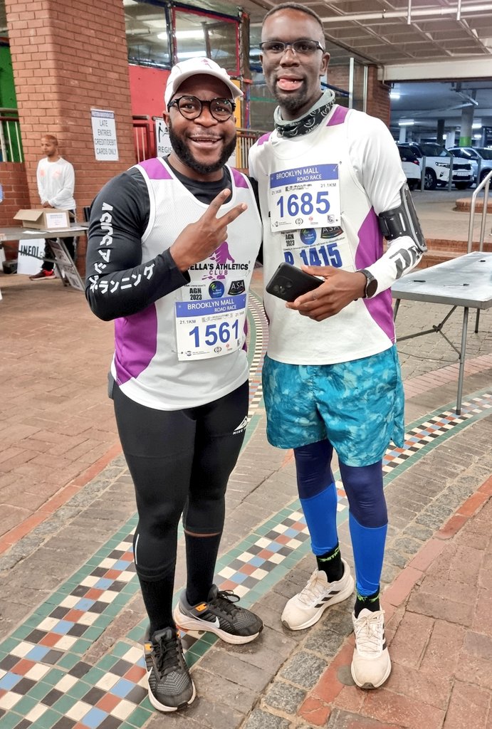 thembantsena's tweet photo. We come back to the streets, in peace with a humble and contrite PACE!😊

Dem legs still rusty coming from a prolonged absence on the grind.  Big ups to Brooklyn race organizers for a superbly put morning affair👌🏾.

#RunningWithTumiSole 
#450KMRunForAPurpose 
#FetchYourBody2023 https://t.co/tiCeB77ZQH