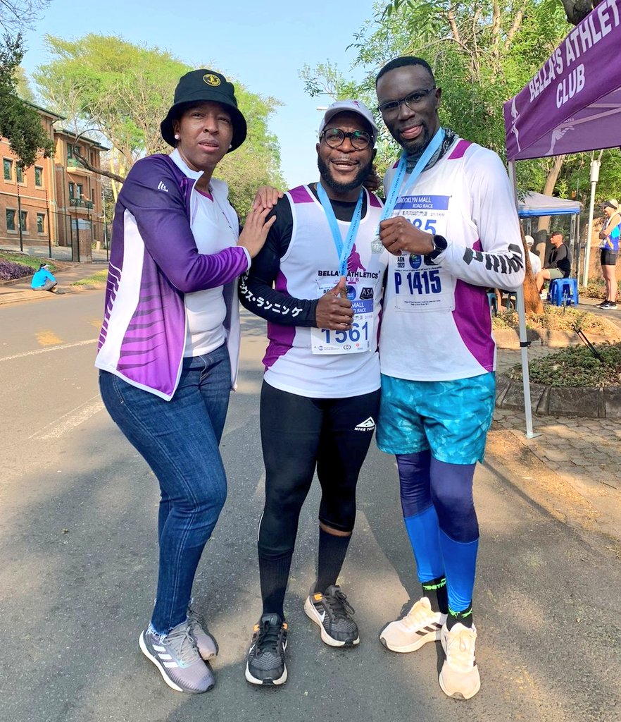 thembantsena's tweet photo. We come back to the streets, in peace with a humble and contrite PACE!😊

Dem legs still rusty coming from a prolonged absence on the grind.  Big ups to Brooklyn race organizers for a superbly put morning affair👌🏾.

#RunningWithTumiSole 
#450KMRunForAPurpose 
#FetchYourBody2023 https://t.co/tiCeB77ZQH