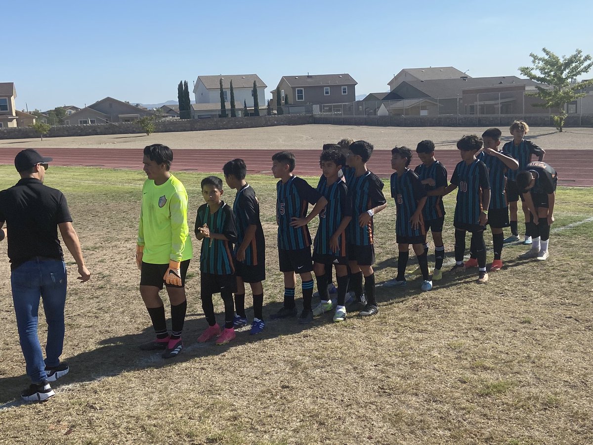 Maldo_Puentes's tweet photo. Amazing win for our Puentes 7th grade soccer team. We are a still undefeated, let’s keep it up boys and coach Diaz. Great goals from
Abner, Cesar, David, Matthew and Angel. ⚽️ https://t.co/q6SPfYIlLF