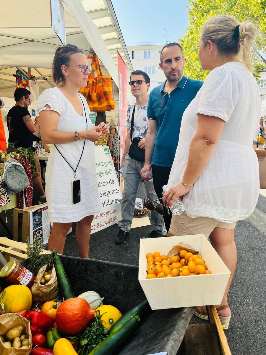 Présent comme chaque année au forum des associations de <a href="/VilledeConflans/">Conflans-Sainte-Honorine</a> , au contact des bénévoles et dirigeants d’association.
Ils sont le coeur battant de la ville!