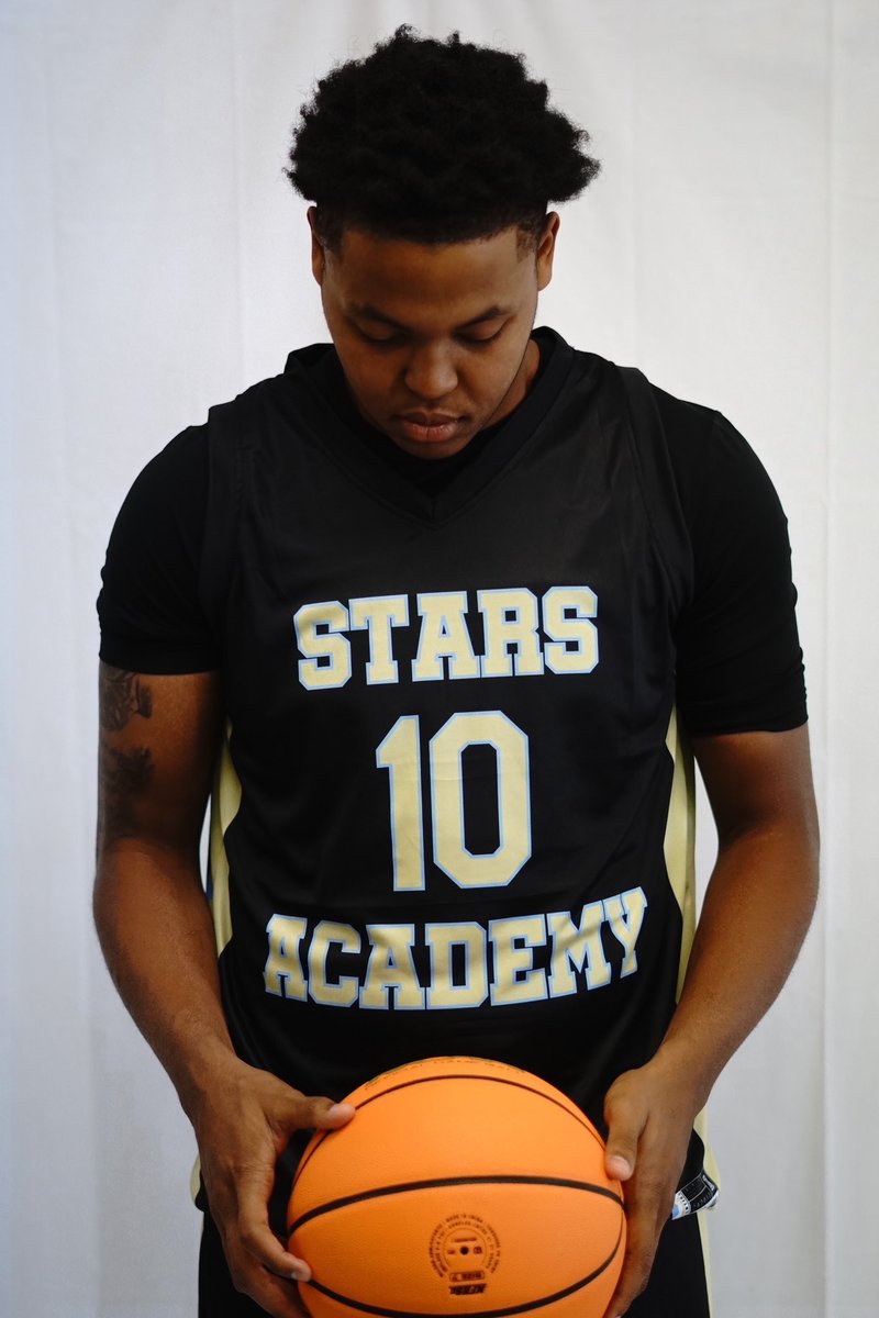 pkcpbasketball's tweet photo. Stars Photo Shoot was a success!  @lilnas3__ @cairo_rivera24 @Tahijj1 @MundellCaleb enjoyed choosing between 3 customized uniforms! https://t.co/tcRi3PhvmU