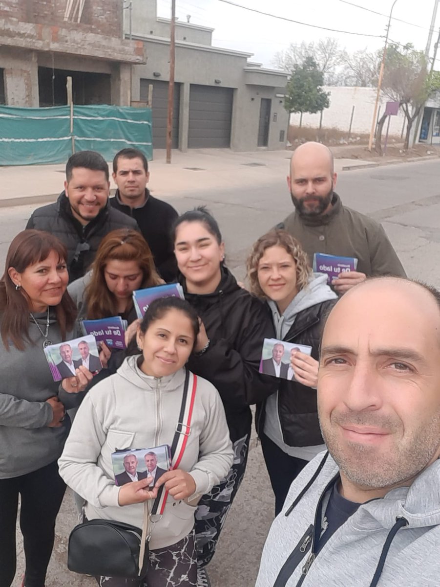 Seguimos recorriendo y llevando nuestra propuesta.
Mauricio Di Césare Intendente
Frente Cambia Mendoza 
Lista 501