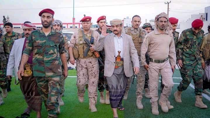 #دفاع_شبوة_تحارب_الارهاب
ان قواتنا اليوم. ممثله في دفاع شبوة والقوات المسلحة الجنوبيه تحارب اخطر تنظيم عن العام العربي والإسلامي