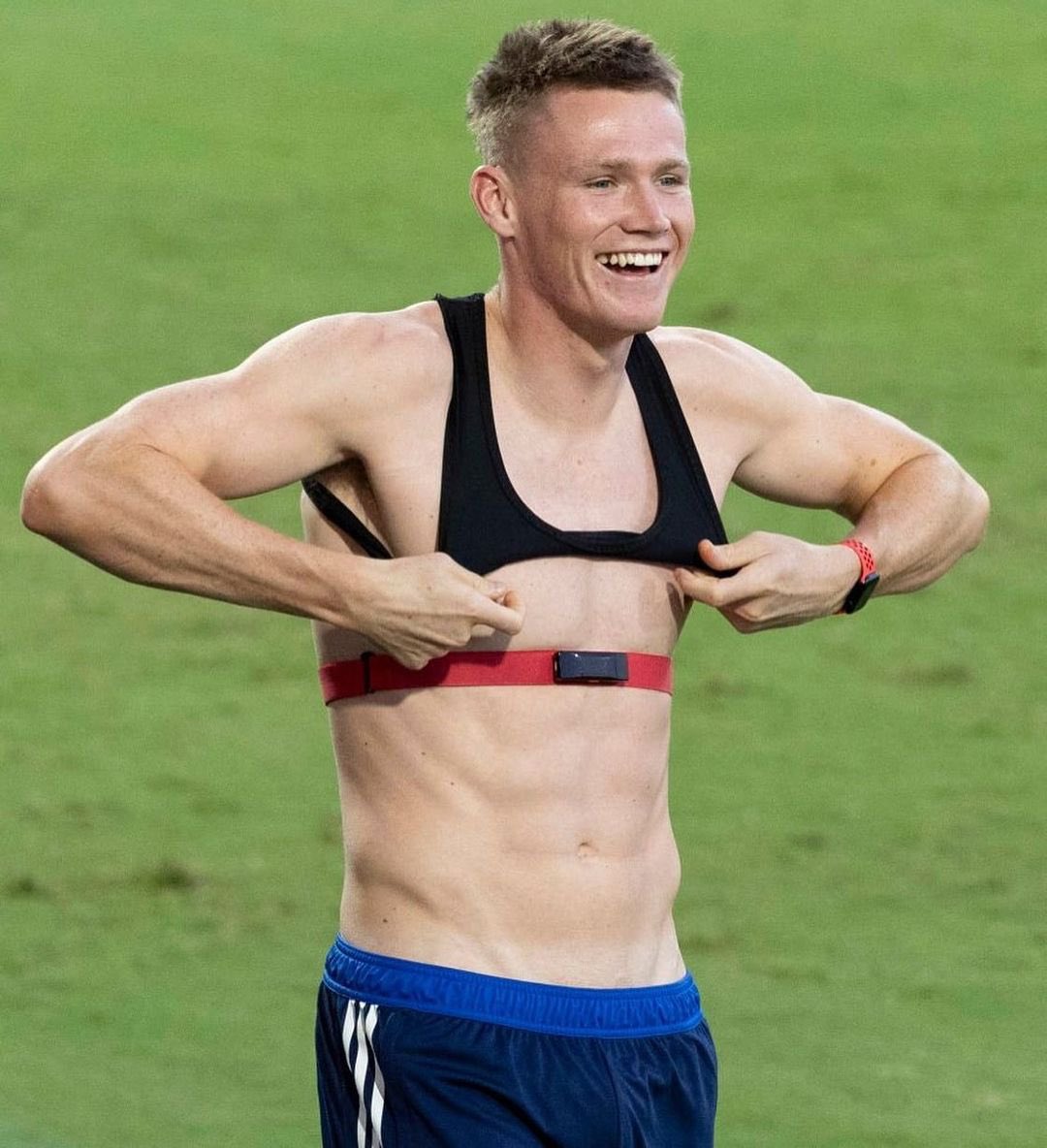 ShirtlessPL's tweet image. Scott McTominay