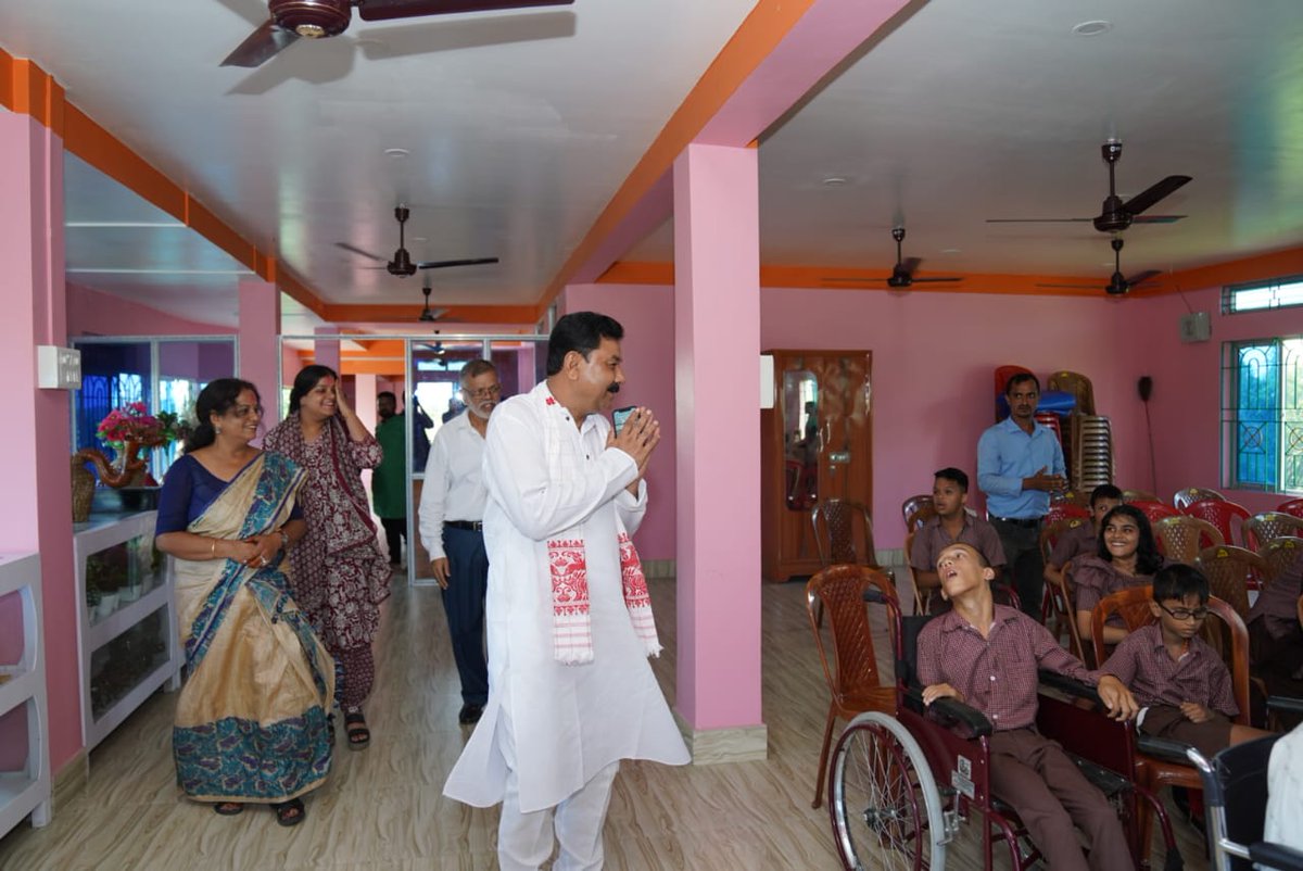 RanjeetkrDass's tweet photo. Today, on my Special Day✨ the Children of the Students Welfare Mission TAPOBAN in Pathsala made it more special with their endless love on my visit to Tapoban with my better half, which is truly priceless.

Tapoban, Est. with the tireless efforts of Mr. Kumud Kalita, recipient of the National Teacher Award '23 who gives ray of light to the Special Children of the Society.