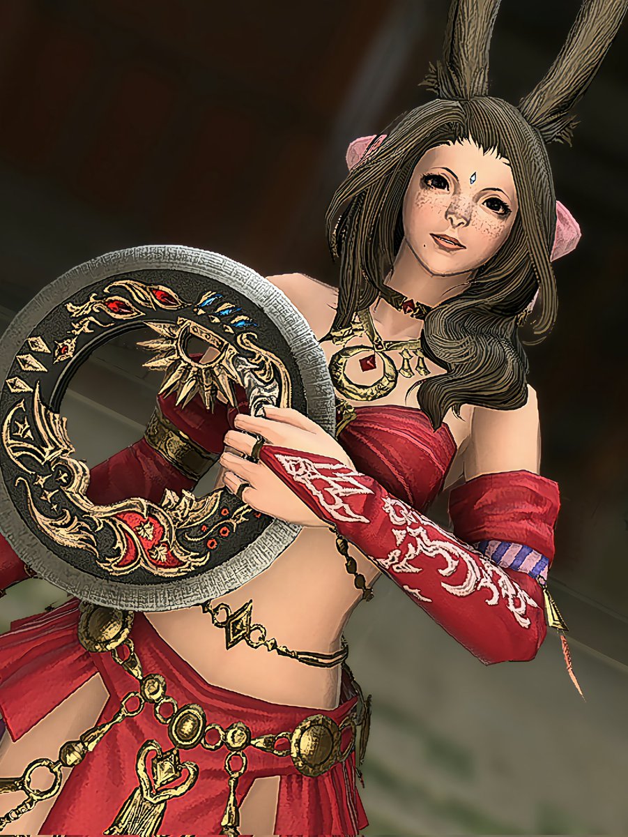 MaverynHB's tweet photo. I've dipped my toes in the Viera pool a few times before, but it just never clicked back then. I'm really enjoying Lachelle now, though, and making glams and stories and such 💜
#GPOSERS #FFXIVScreenshot #FFXIVSeraph #FFXIVDynamis #FFXIVViera https://t.co/FPtFVCWjSu