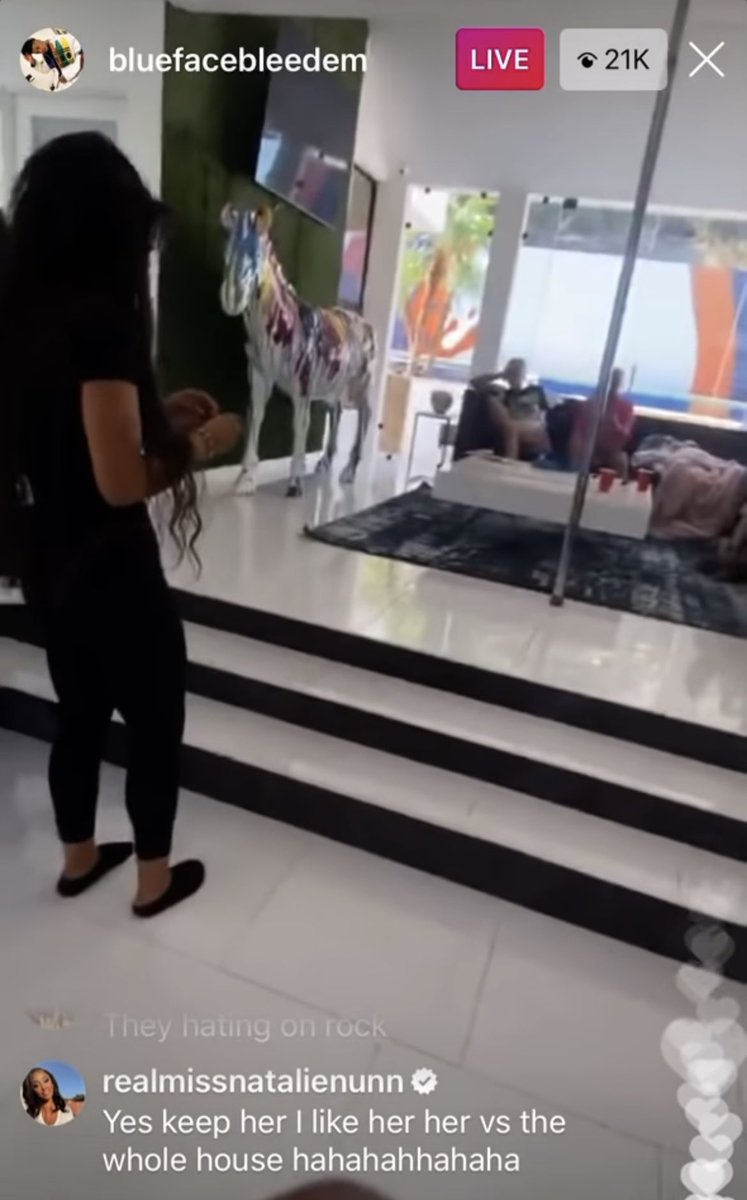 stvrshow's tweet image. As you watch the journey ,I don’t see how she still affiliated with Blueface or Natalie nunn but I guess business be business 🤷🏽‍♀️#TeamRock @ChriseanMalone