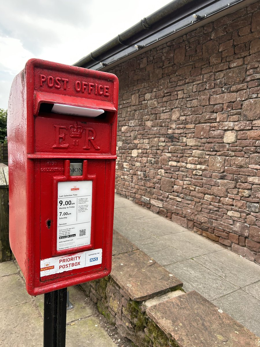 JanHAlder's tweet photo. #PostboxSaturday Tebay services. Letter to friend due to go on Monday. When she’ll receive it will be anyone’s guess https://t.co/HdfM72WtYl