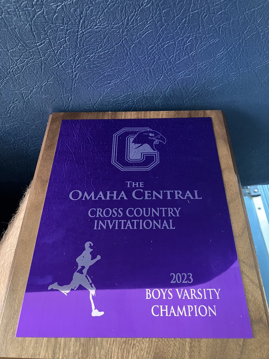 BellevueEastXC's tweet photo. A beautiful race day at Walnut Grove for the @OPSCHSBoysXC meet! All our girls medaled and our boy’s team took champion! Well done, now rest for Lincoln Pioneers Park next week! #werunthesestreets https://t.co/5bzqTOSKW7