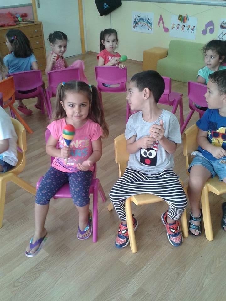 EsraOzberkman's tweet photo. Siz küçücüktünüz; dostluğunuz, kardeşliğiniz ise kocaman… Sahil &amp; Asya 🩵🩵  #isiasortakdavamız https://t.co/45YwzyggS4