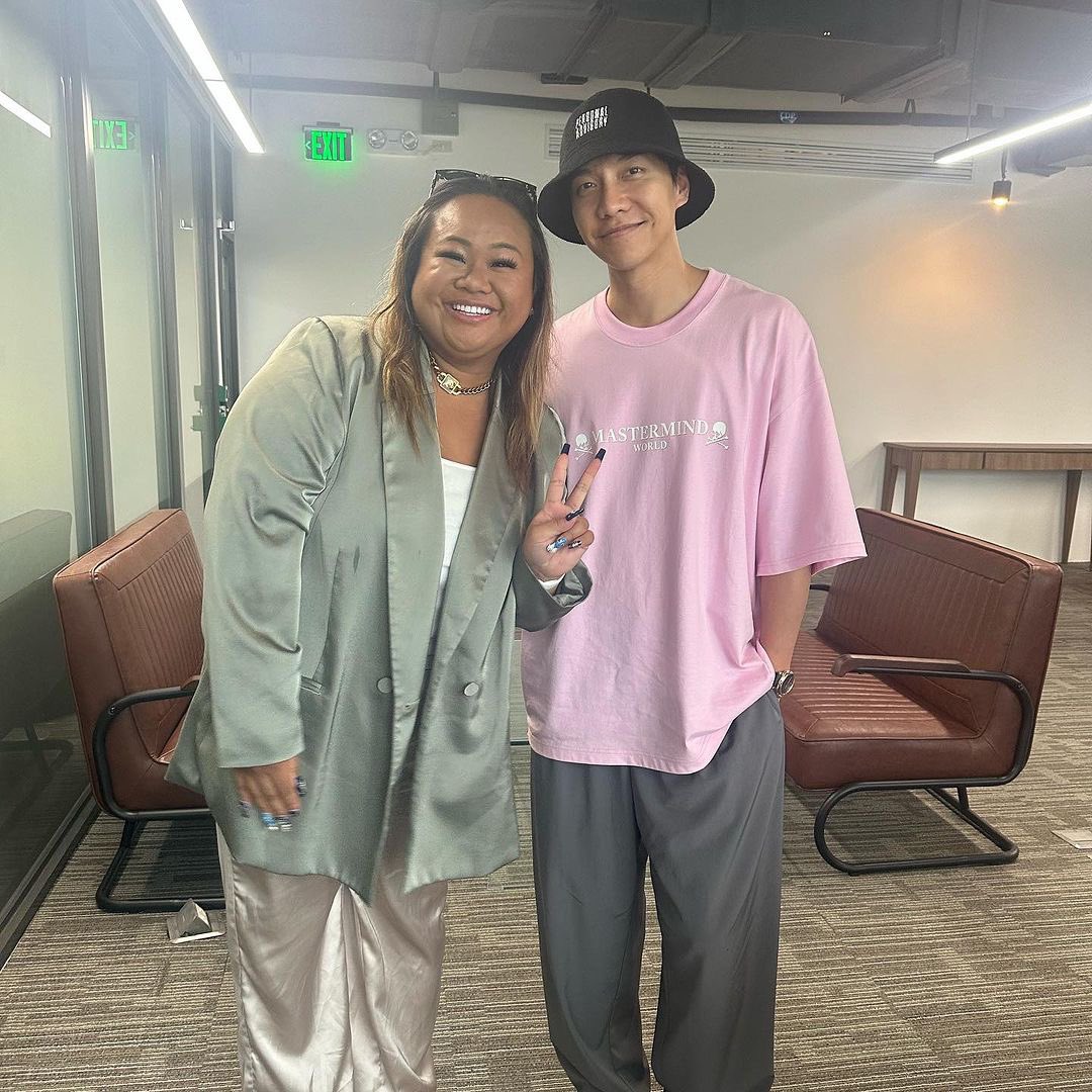 ‘DREAMS DO COME TRUE😭 last week one of my all time fan girl dreams came true when I met #LeeSeungGi #이승기 on the same day as the anniversary of #thelawcafe 😭If you know me you know huge kdramas are in my life &amp; I have loved him ever since brilliant legacy🥹’ 

Cr: <a href="/tessaalbea/">Tessa Albea</a>