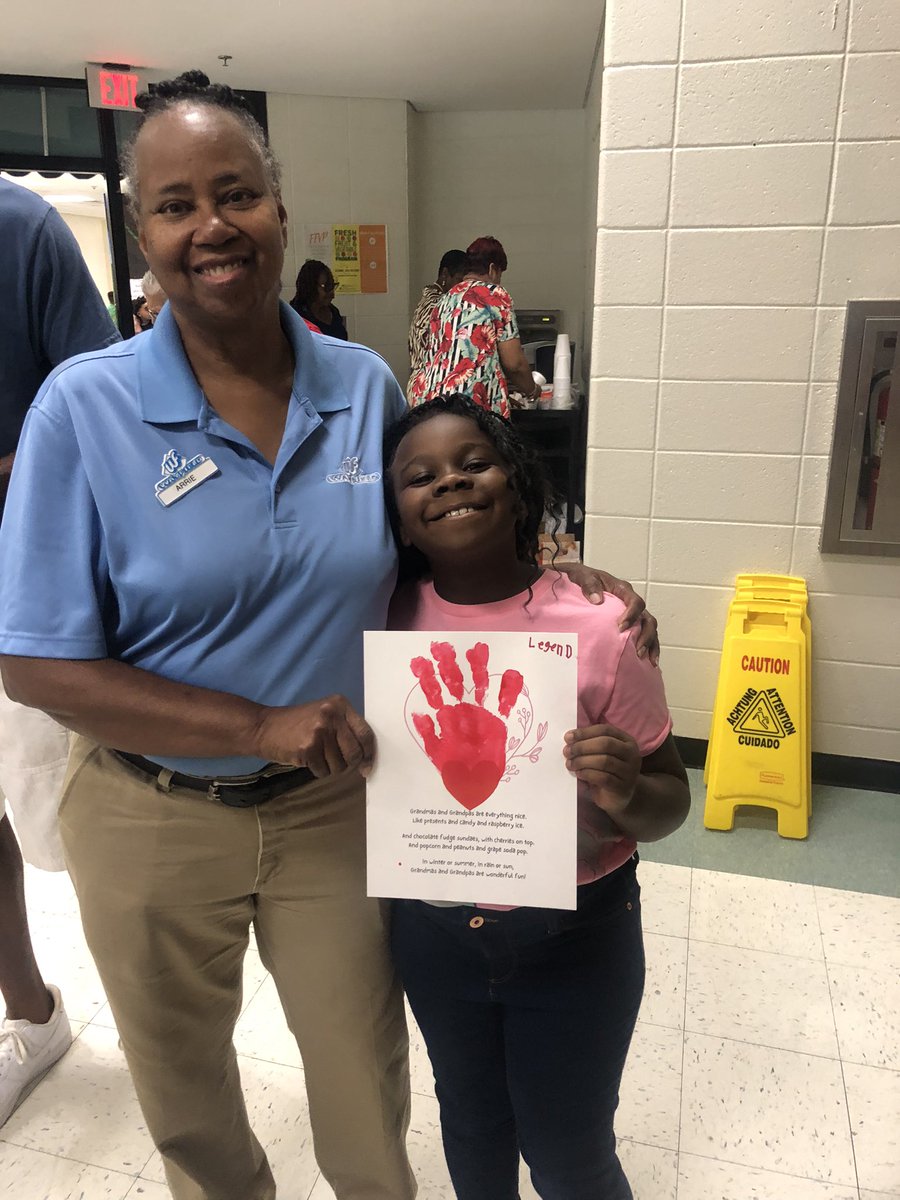 CST_HEH's tweet image. Grandparents’ Day at Hamilton E. Holmes was nothing short of Amazing! Thank you to our grandparents for always supporting us!