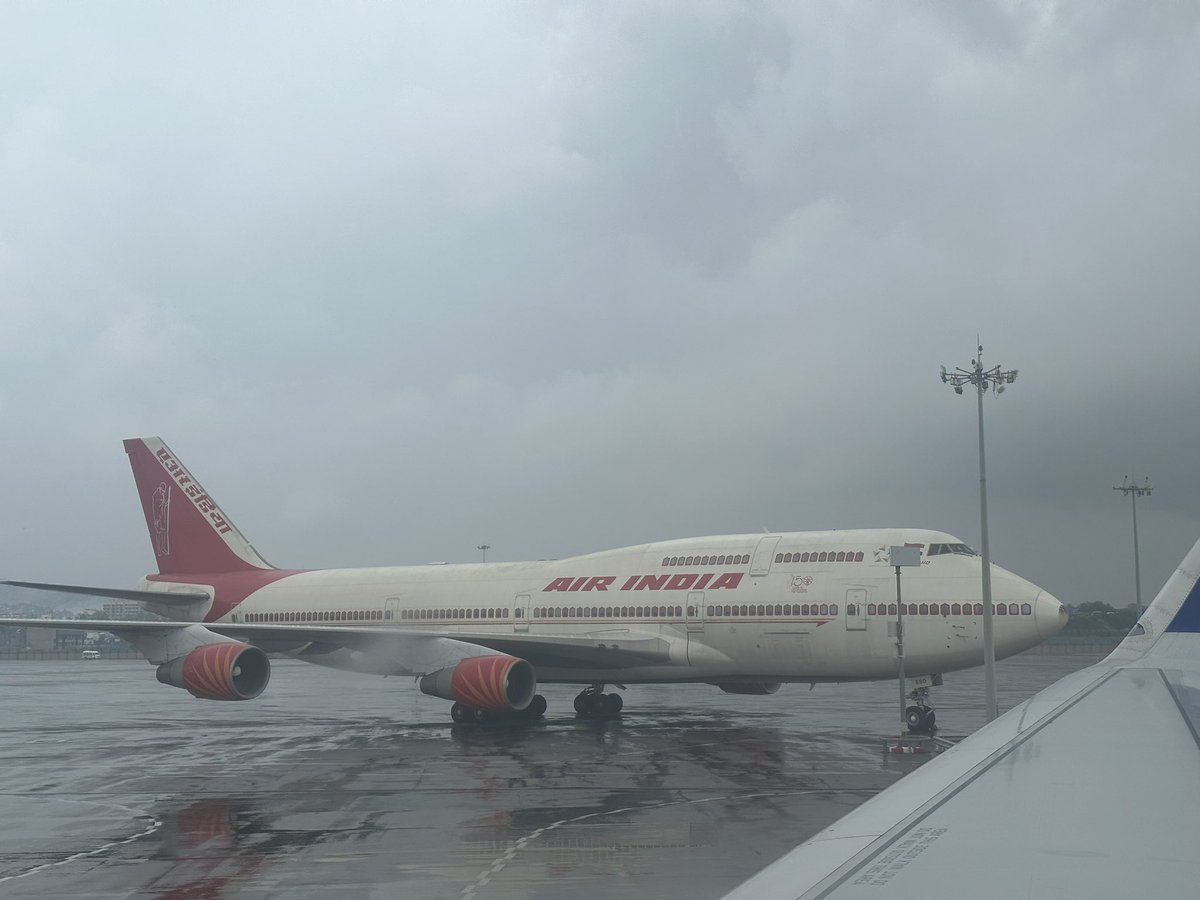 @aerowanderer @airindia @Boeing @BoeingAirplanes Saw this today buddy