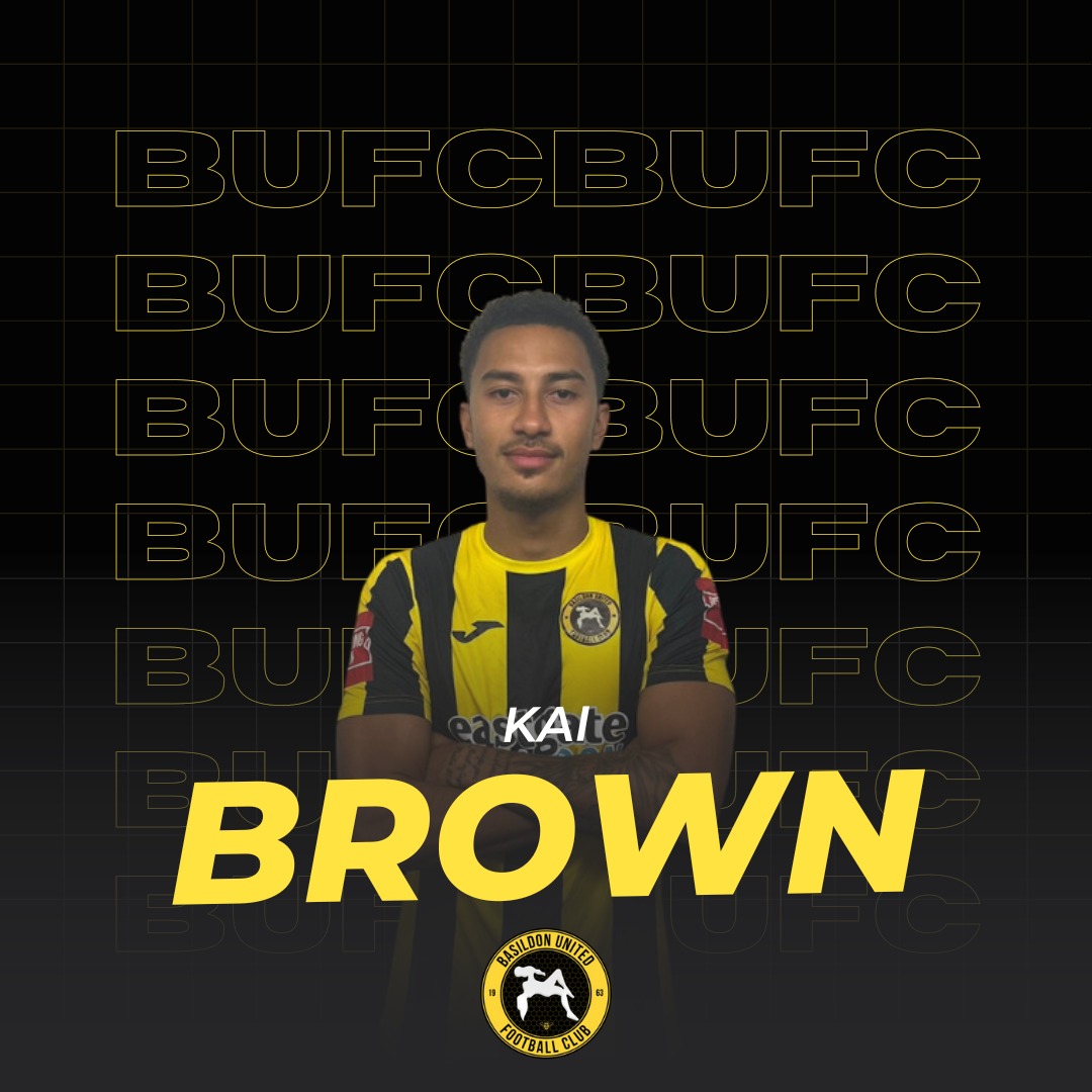 BasUtdFC's tweet photo. Goal Basildon Utd, a brilliant cross by Semazzi and he finds  @KaiBrown_7 who completes he's hatrick After 85mins
 🐝🟡⚫️ https://t.co/QjMcVA7ypx