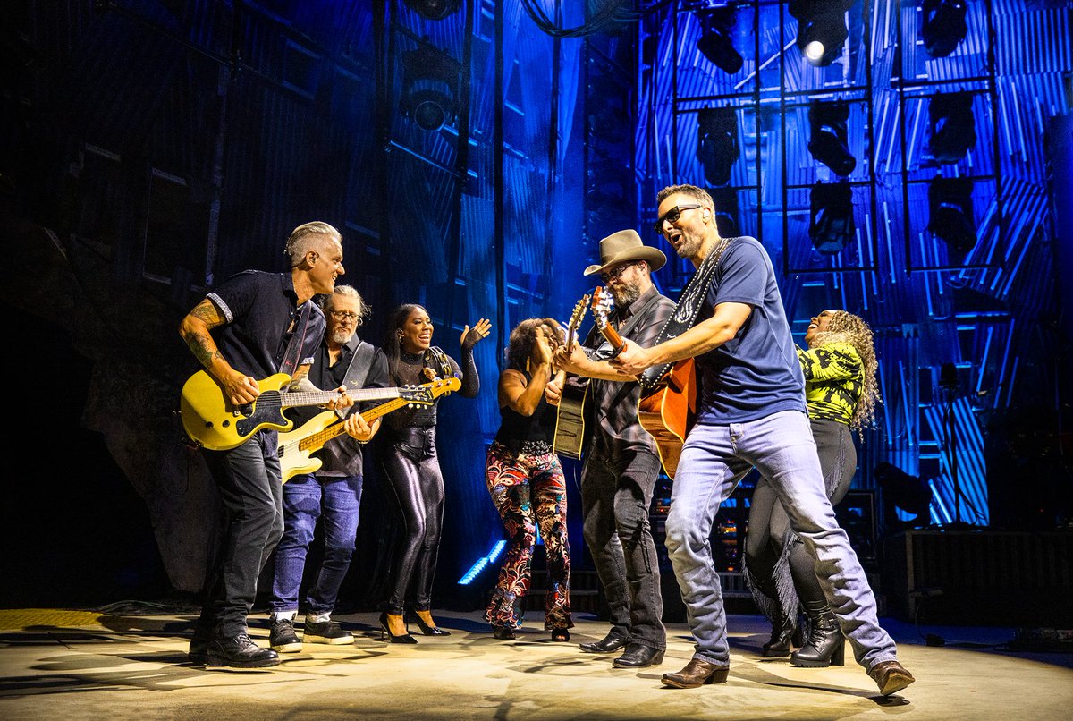 ericchurch's tweet image. Night 25 of #TheOutsidersRevivalTour 
9.8.23 // Ridgefield, WA // RV Inn Style Resorts Amphitheater

📷: Anthony D'Angio