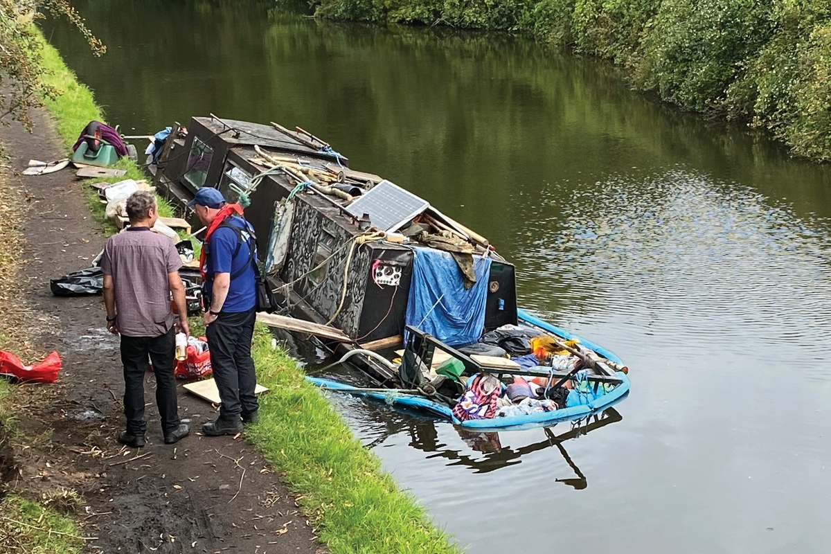 In this October’s edition of WW Magazine, you can learn about the types of day-to-day jobs a boat licensing ranger deals with, and what big issues can arise on our waterways. Find the article via this link 🔗 waterwaysworld.com/magazine/onsal…