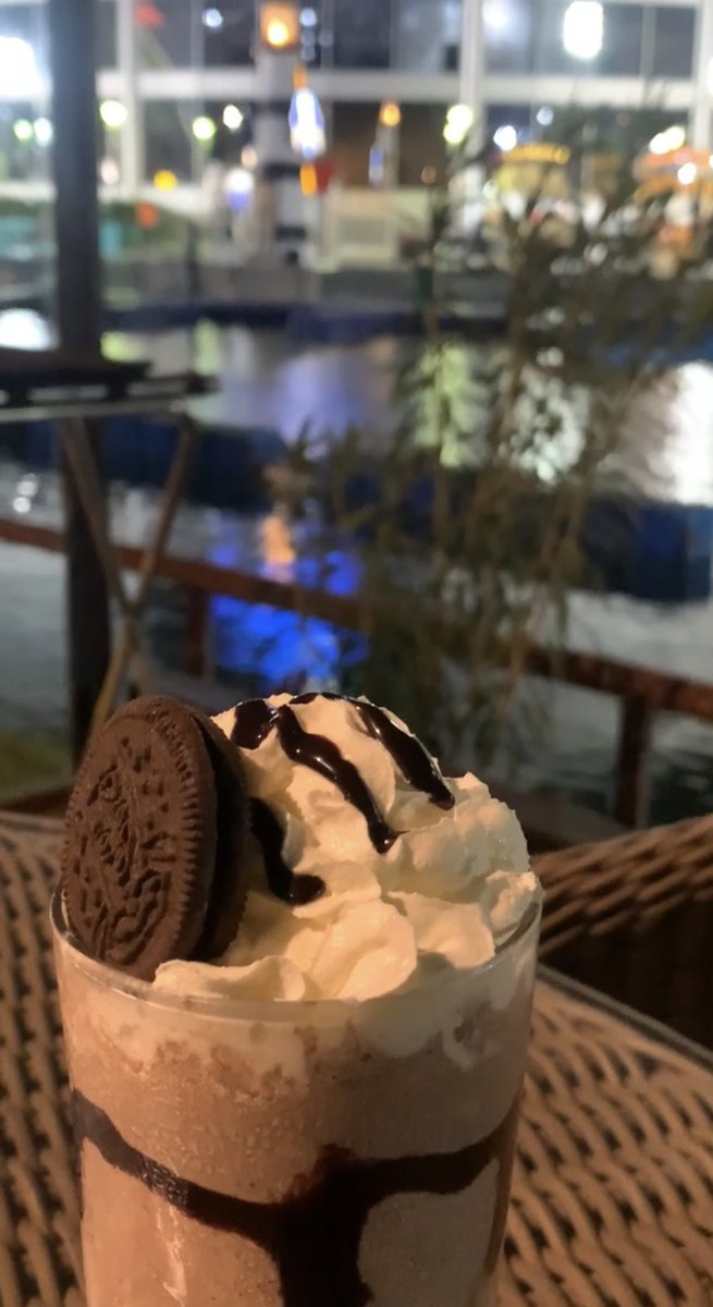 -

يامسَرة الأيام..ويا قبلة الوجيه وأغلاها