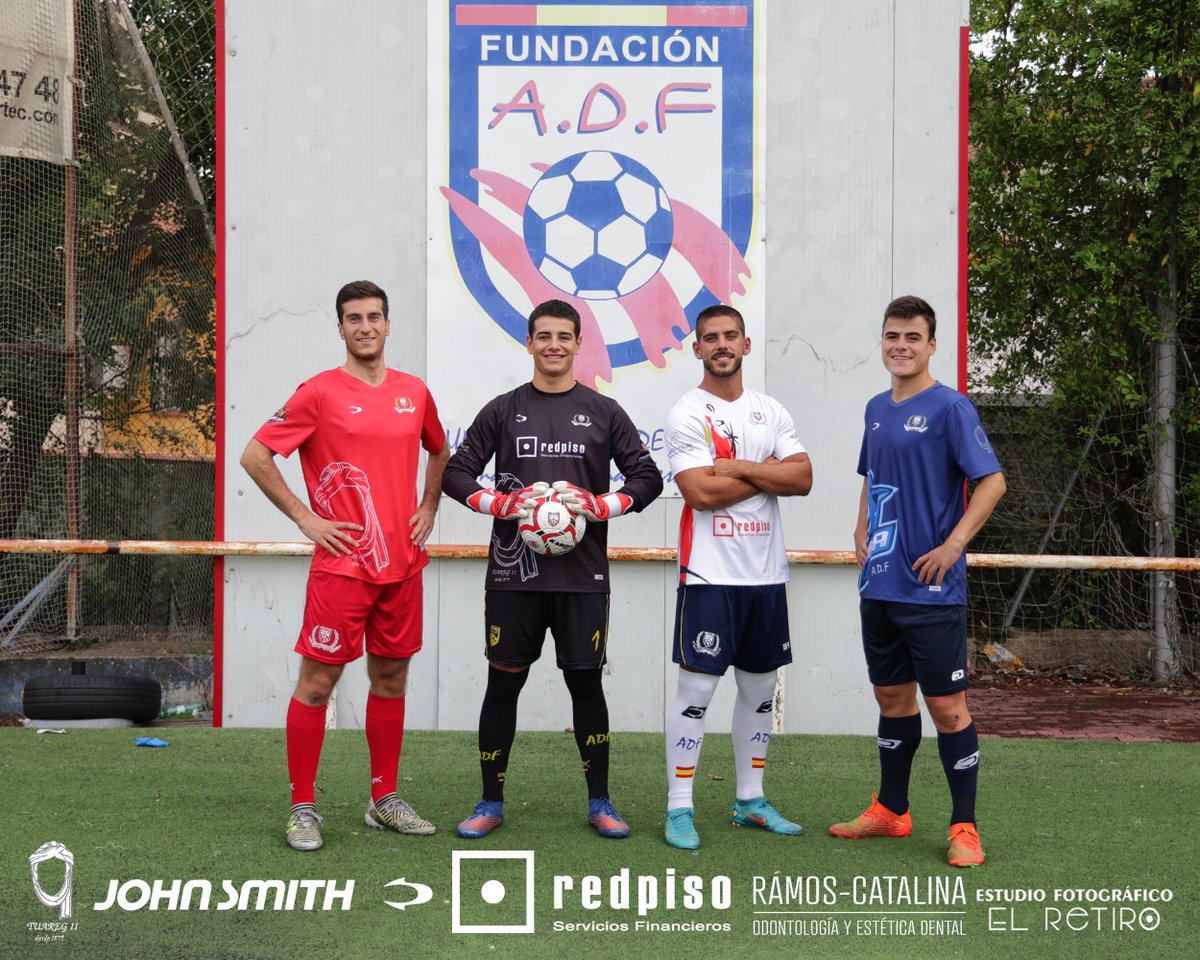 📸 EQUIPACIONES NUEVAS

Las nuevas equipaciones ya están aquí. Primer fin de semana de Competición. Estamos de estreno!!!!

#vamosfunda

📸@estudio_fotografico_el_retiro <a href="/joseizho/">José Manuel</a>