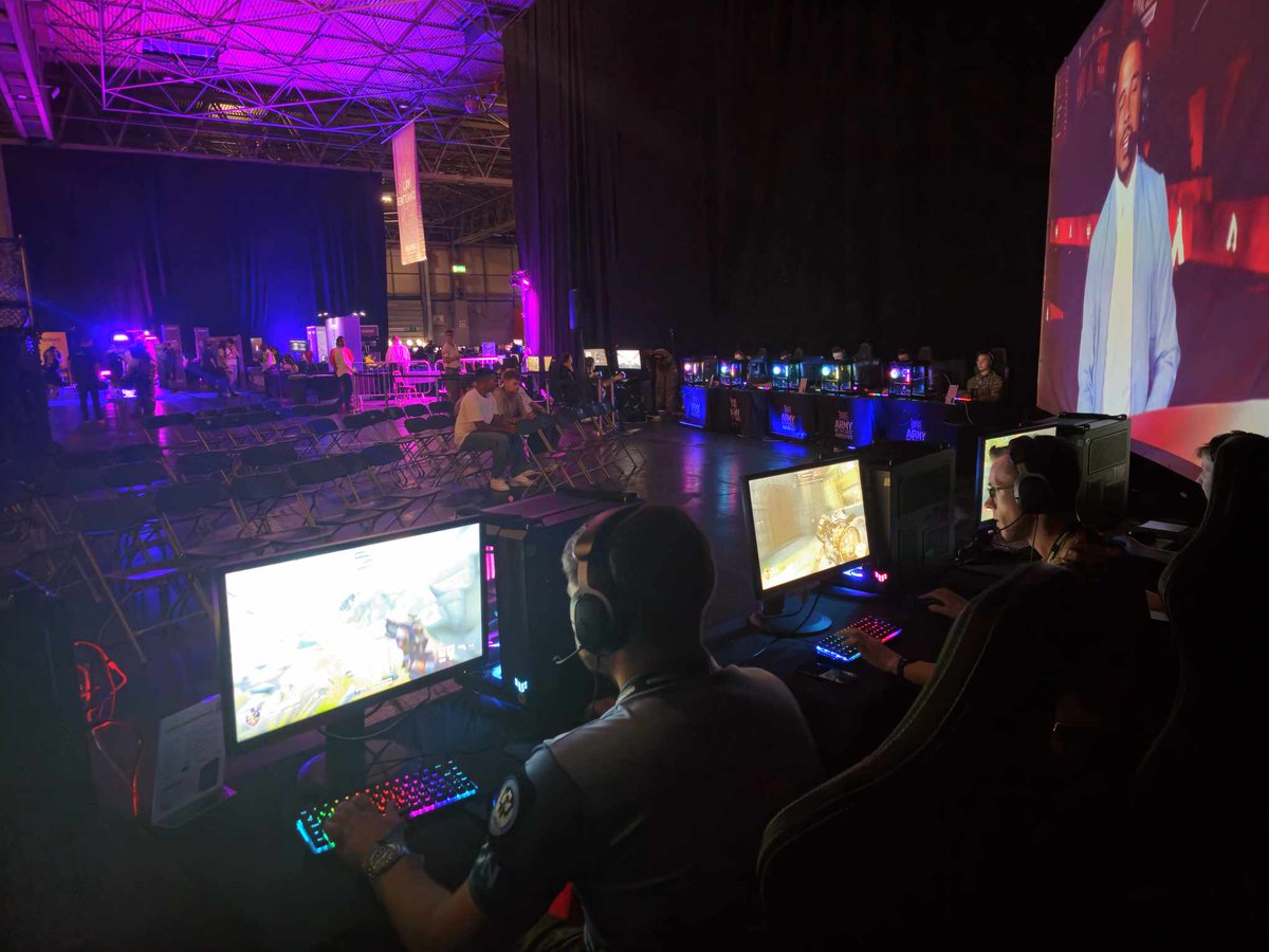 FragersUK's tweet photo. Our activations at @IGFestUK have been lively! First few days been busy!! 1 to go!!! https://t.co/BjwsJiY7PC