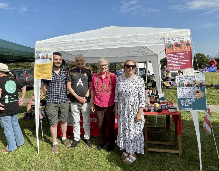 jamesmc48947300's tweet photo. What a fantastic day at Armley Festival. Great to see the Lord Mayor of Leeds. 
Fantastic to see so many local people, Event mainly funded by your local Councillors through the Community Committee. https://t.co/HYg4hSQi1w