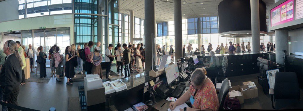 ArsElectronica's tweet image. Due to the large number of visitors queuing for #Futurelab Night right now, we recommend only visiting if you have a valid registration. #arselectronica23 ars.electronica.art/who-owns-the-t…