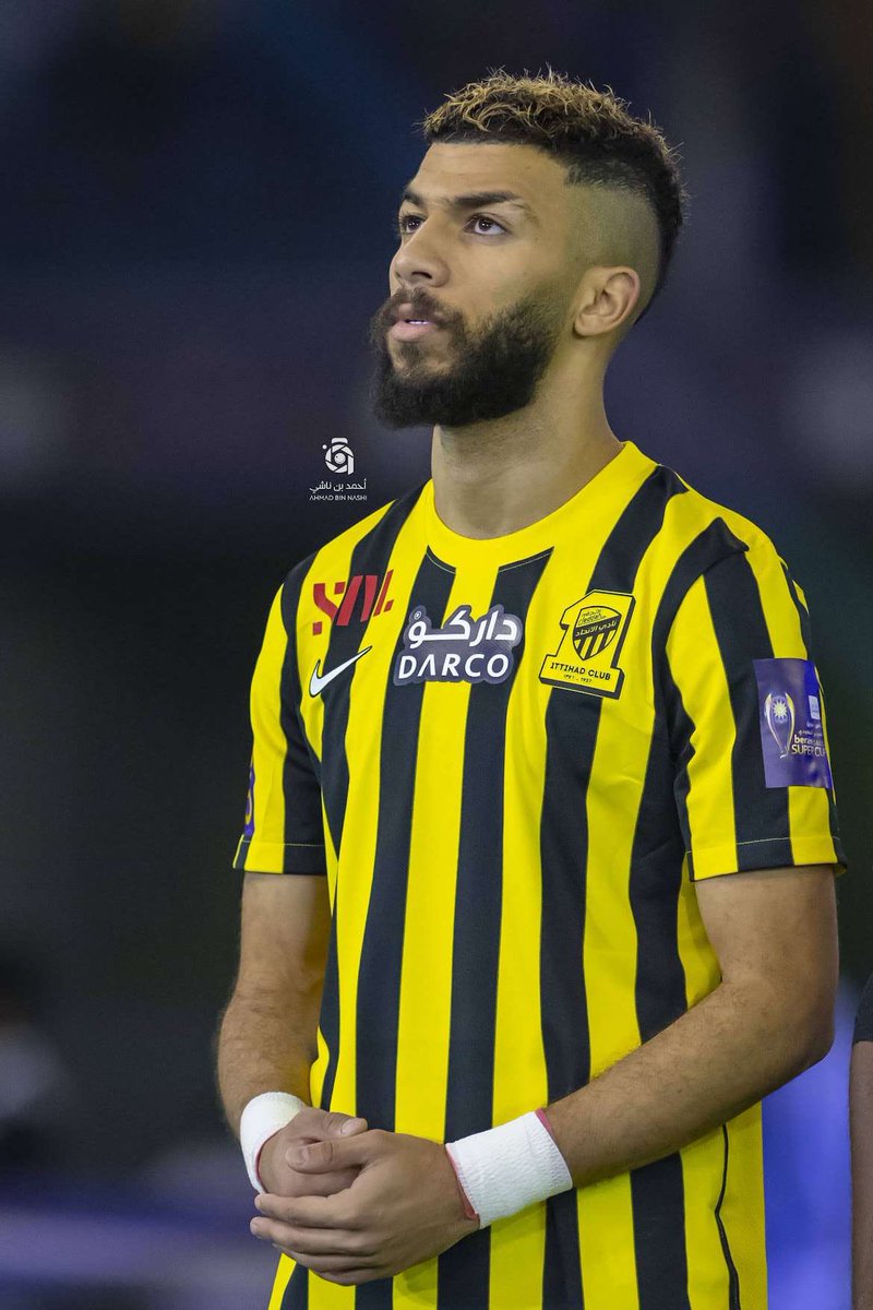 🔴  تم ابلاغ لاعب #الاتحاد ( عبدالرحمن العبود ) بإجراء فحوصات طبية غداً بجدة قبل بدء   دخوله لـ التدريبات