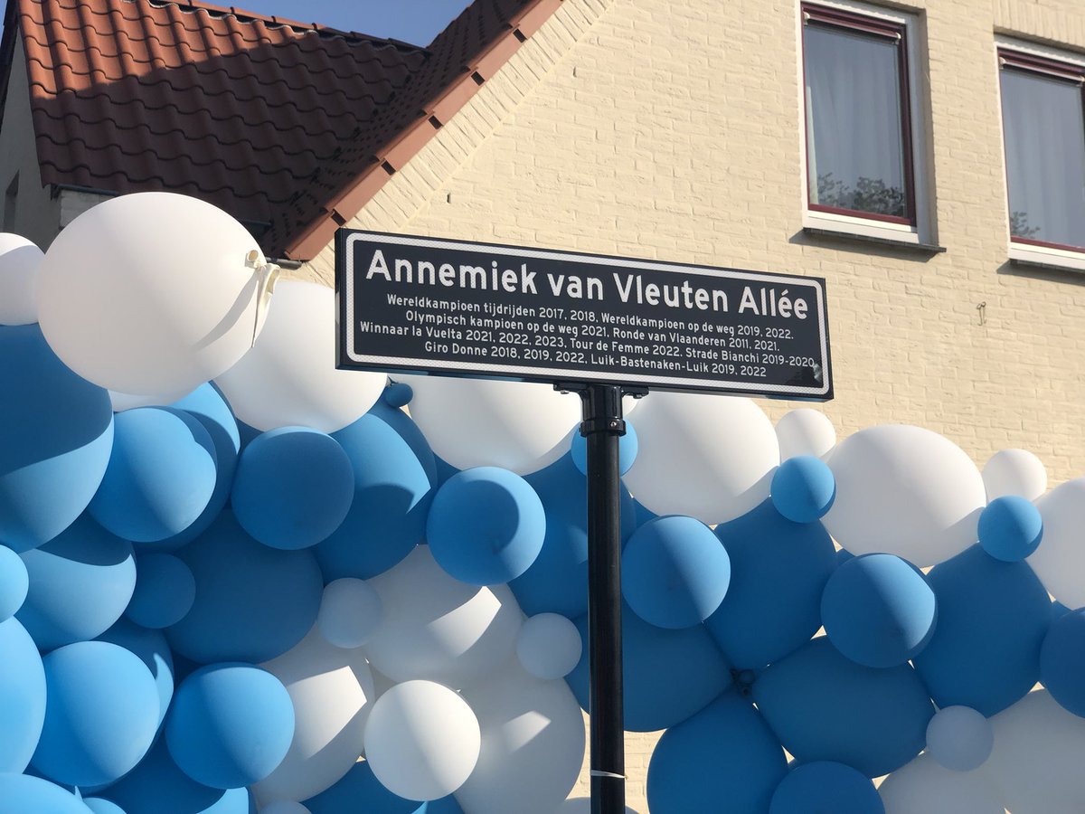 Hoebele Senden tweet media