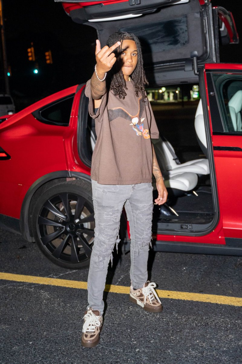 therealchynal's tweet photo. 9 business🦅🧳 https://t.co/OW58HEvuR2