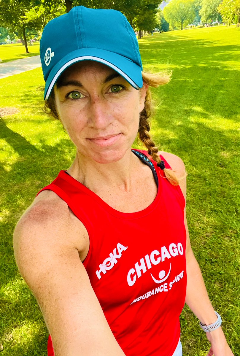 One month til the Chicago Marathon 🏃‍♀️

I’m running to raise money for <a href="/NourishHopeChi/">Nourishing Hope</a>, which fights hunger and provides mental health supports for Chicagoans.

You can donate here ➡️ give.nourishinghopechi.org/fundraiser/431…

Scenes from today’s perfectly gorgeous 18-miler ♥️