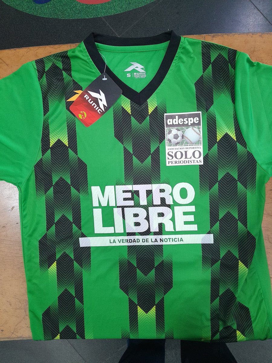 Chencyn's tweet photo. Hoy arranca el mundial de futsal de los periodistas @ADESPE507 y vamos nuevamente como DT de @MetroLibrePTY con la mitad del equipo renovado. Nos vemos esta tarde de deporte en las canchas de @PesKitoPanama by @superraton7 en los @LosAndesMall https://t.co/u70Gb0MyAb