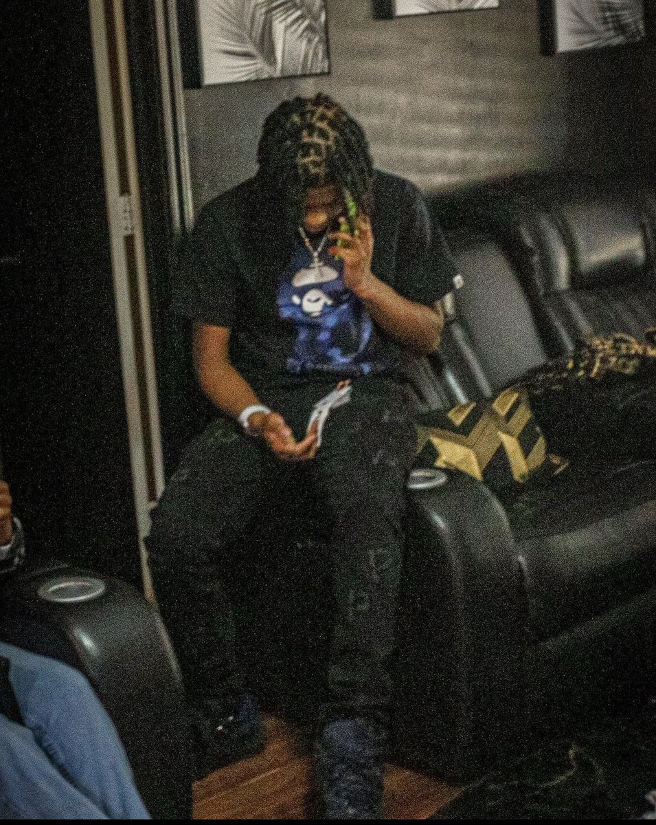 sheafrk4_K's tweet photo. I just like getting fly. https://t.co/7H5Ac8WOYn