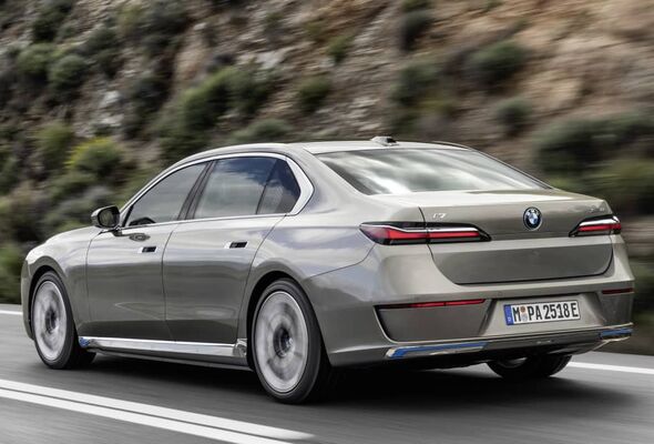 NarfCars's tweet photo. #BMW #i7 #2023cars #LuxuryTravel #Narfcars #Electric #Performance #Supercars #Power #Autos #Sedan #Vehicles #Cardealer #Newcar #Sportcar #Worldcar #Engine #Topspeed #Convertible #Maxpower #Wheels #Maxspeed #Carsales #Premium #Roadtrip #Horsepower #Mileage #Circuit https://t.co/VjahV8Keg7