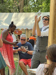 PhilippeWolak's tweet image. Merci à la team @AmbOrange @OrangeIDF présente ce jour sur le festival #ParisParadis @le_Parisien. Des enfants qui se sont pris au jeu d’énigme « les Magiciens du Numérique » #Cyberharcelement @eenfance cc @SeveGuillemet @DNICOUE @EdwigeTouzey @Aurelie_Hurtado @Orange_France