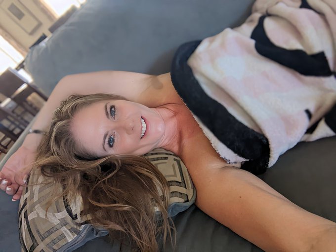 Guess Who's Your Bartender Tonight @FlirtsLV 🍾😏🍾 Yours Truly 💋Wifey💋 https://t.co/kKRtDGwhe9<a class="tags" target="_blank" title="On Twitter" href="/?out=eyJ0eXAiOiJKV1QiLCJhbGciOiJIUzUxMiJ9.eyJpYXQiOjE3MjE1Njg0MTgsImlzcyI6InR3cG9ybnN0YXJzLmNvbSIsIm5iZiI6MTcyMTU2ODQxOCwiZXhwIjoxNzUzMTA0NDE4LCJyZWRpcmVjdF91cmwiOiJodHRwczovL3R3aXR0ZXIuY29tL0ZsaXJ0c0xWIn0.IEr9JDiwl1nYPKRgQk_6_hUFkqHprbxM7JHamepQ8rRi98w4YlX-vgtzx70lX-HbZyBgGWnnaL5Af3x1TQPo-g">@FlirtsLV</a><a href="/tag/dance"class="tags"><span>#dance</span></a><a href="/tag/party"class="tags"><span>#party</span></a><a href="/tag/barbie"class="tags"><span>#barbie</span></a><a href="/tag/ken"class="tags"><span>#ken</span></a><a href="/tag/naughty"class="tags"><span>#naughty</span></a><a href="/tag/houseparty"class="tags"><span>#houseparty</span></a>