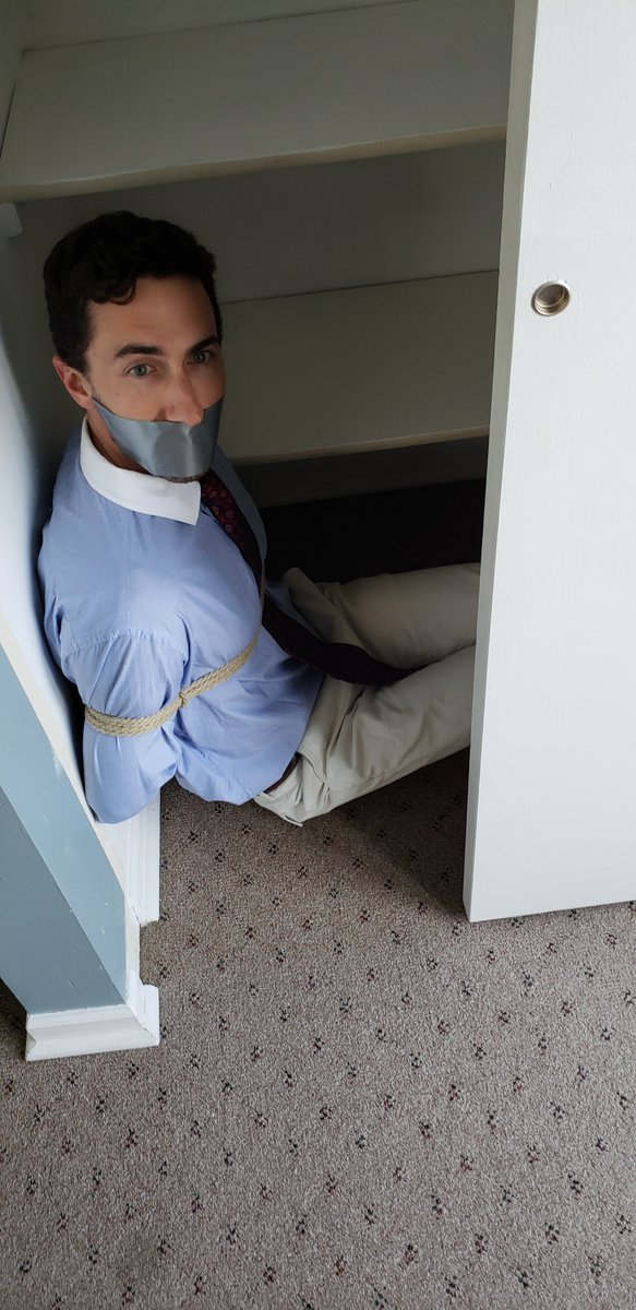 Frank tried his hand at business...but might have gotten in bed with the wrong partner...
onlyfans.com/727766402/hard…