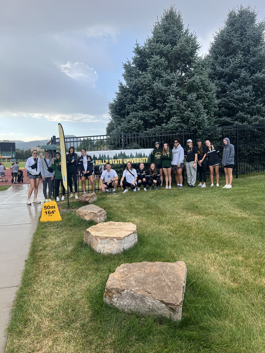 CoachNore's tweet photo. We are so thankful to be a part of the Gage McSpadden memorial run!  @BHSUXCTF @BHSUWBB He represented so much that is good in this world.  Live Love Laugh Dance Run!  #sheriff #gratitude https://t.co/Z1yuvc2g0K