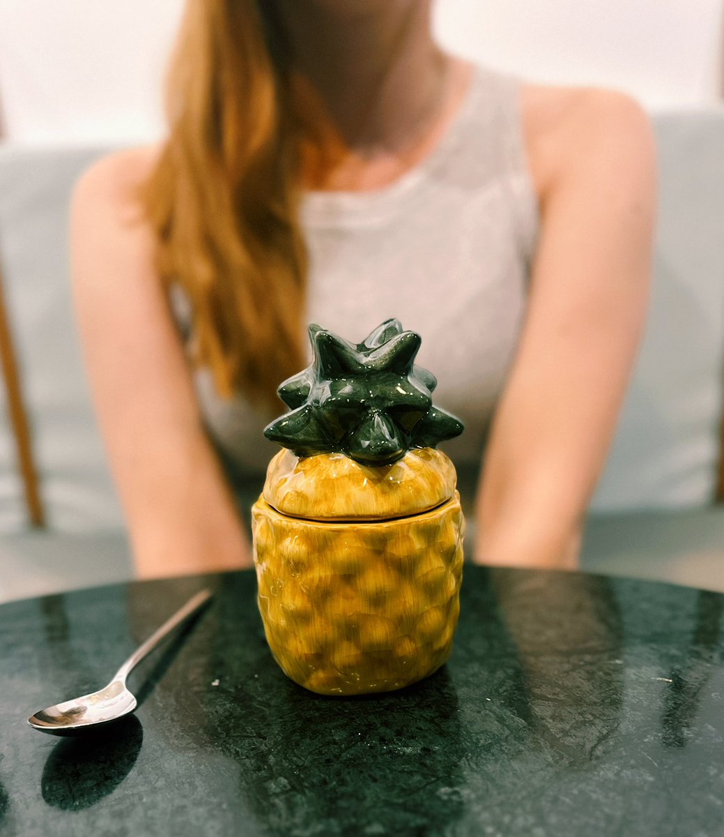 What’s for dessert? 😉 🍍