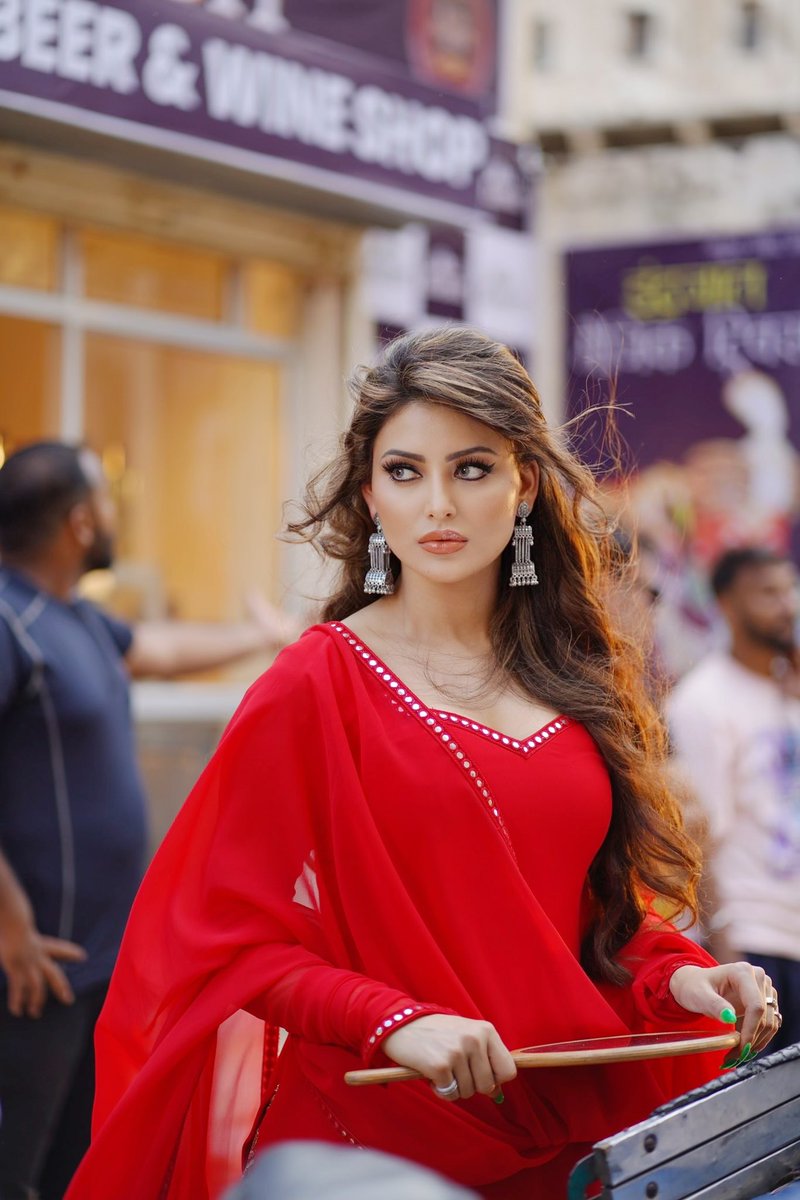 Patel_Prashant1's tweet photo. Main aapko Rab se bhi zyada pyar karti hoon 🌹♥️🔥
☆

☆

☆

☆

☆

☆ 

☆

☆
HUM TOH DEEWANE MV SOON
☆

☆

☆

☆

☆

☆ 

☆

☆
#love #UrvashiRautela #UR1 #HBDShivThakare
#ShivThakare PM Modi
#HBD_ElvishYadav
#ElvishYadav #ElvishYadav G-20 #ShivKiSena #Jawan #ShivSquad https://t.co/5f7EKEMylO
