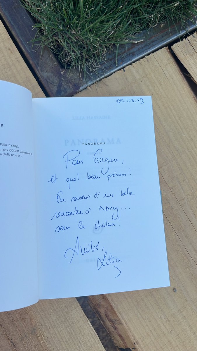 ErgunToparslan's tweet photo. #LSP45 💛📖💙 | 45ème édition du livre sur la place à Nancy 
Énorme coup de ❤️pour le nouveau roman de Lila Hassaine «Panorama» dans une France qui a basculé dans l’ère de la transparence pour le tout sécuritaire… Lisez-le. Vraiment. https://t.co/cfTl4Fr697